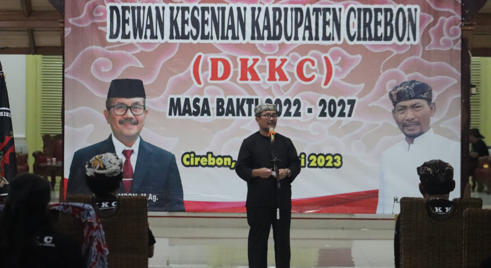 Resmi Dilantik, Bupati Minta DKKC Lestarikan Budaya Cirebon