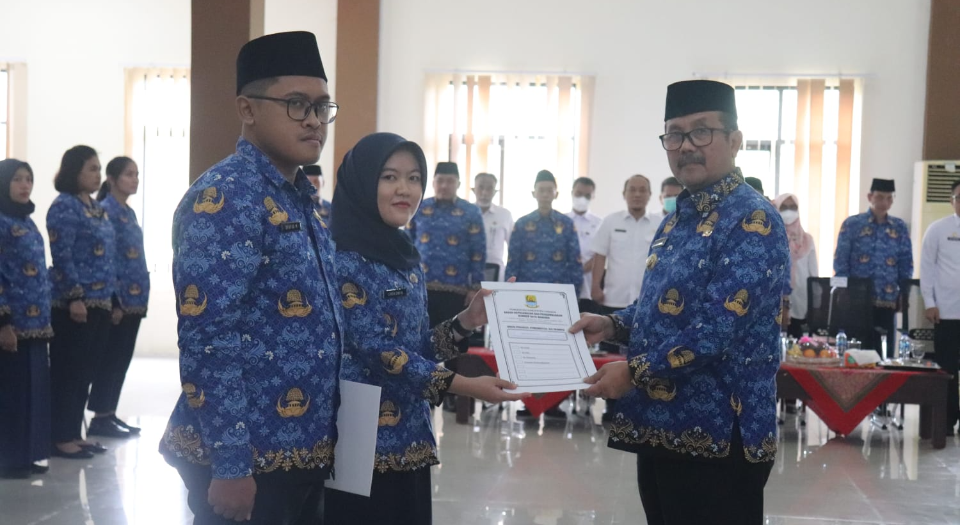 Bupati Cirebon Lantik 80 CPNS di Lingkungan Pemerintah Kabupaten Cirebon